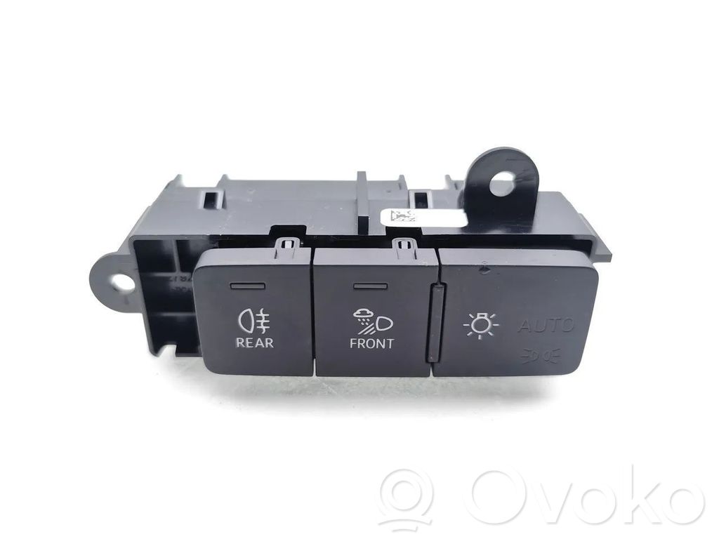 Audi A1 Fog light switch 