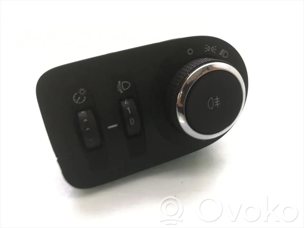 Opel Meriva B Light switch 