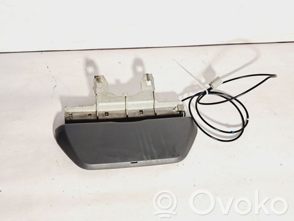Volvo V70 GPS-pystyantenni 