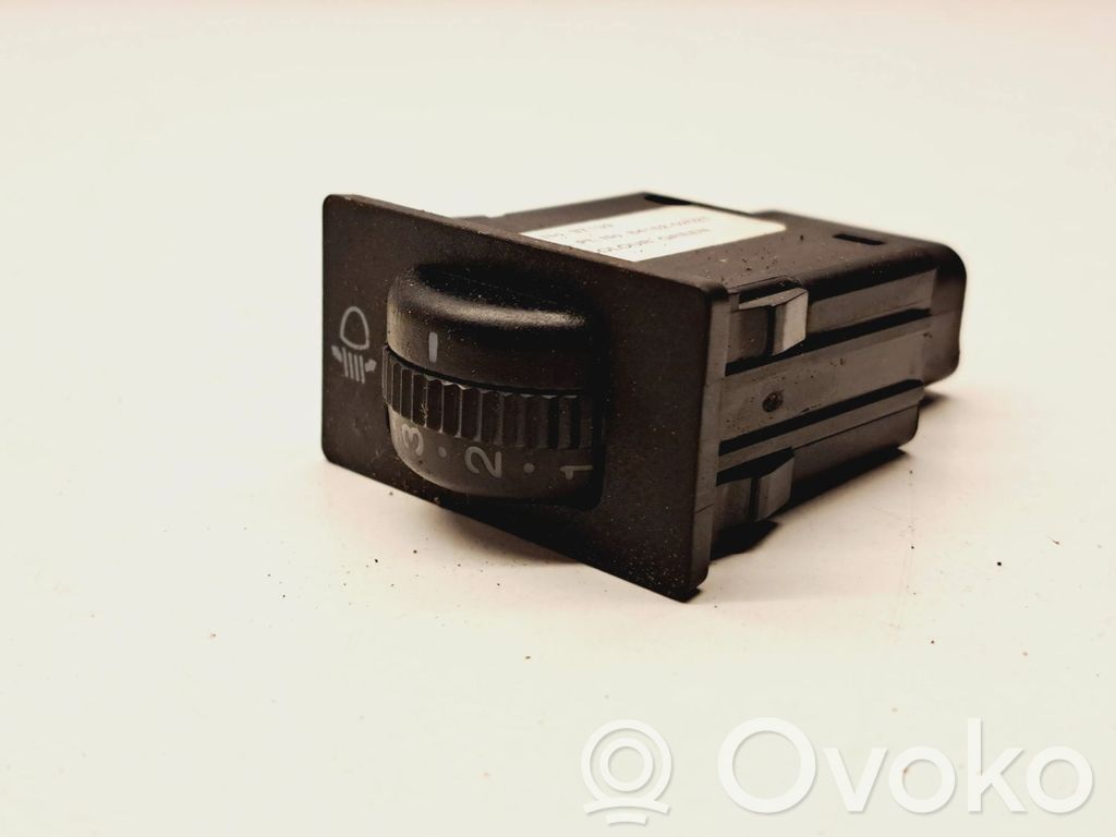 Toyota Corolla Verso AR10 Headlight level height control switch 