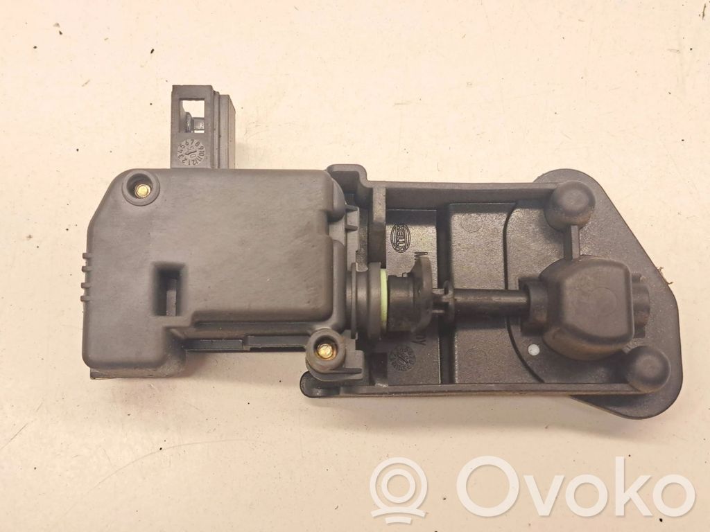 Volvo V50 Motor de bloqueo de puertas 