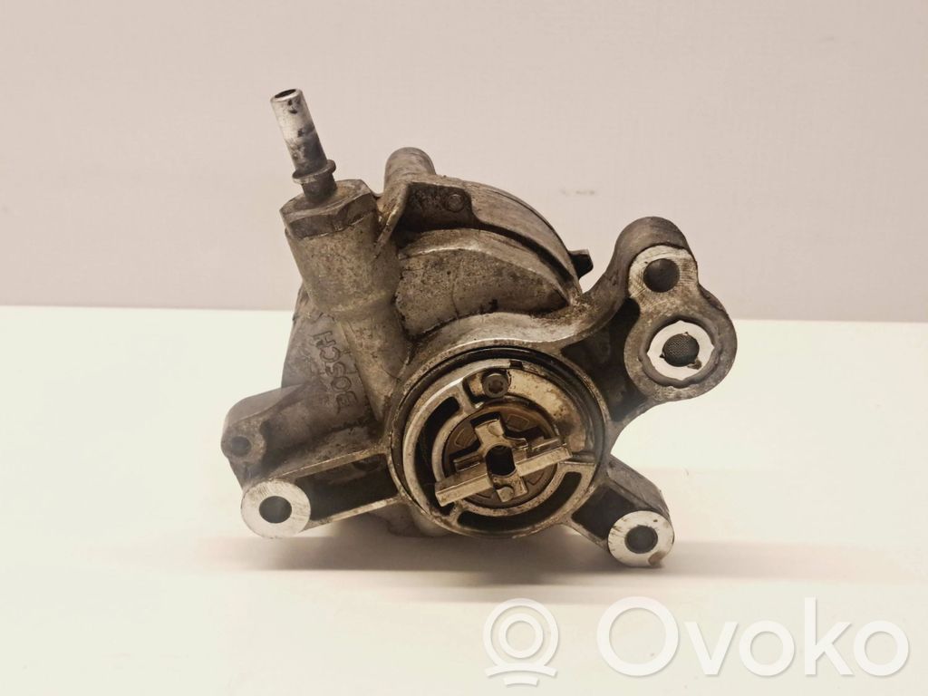 Volvo V50 Vacuum pump 