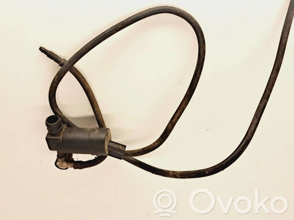 Volvo V50 Windscreen/windshield washer pump 