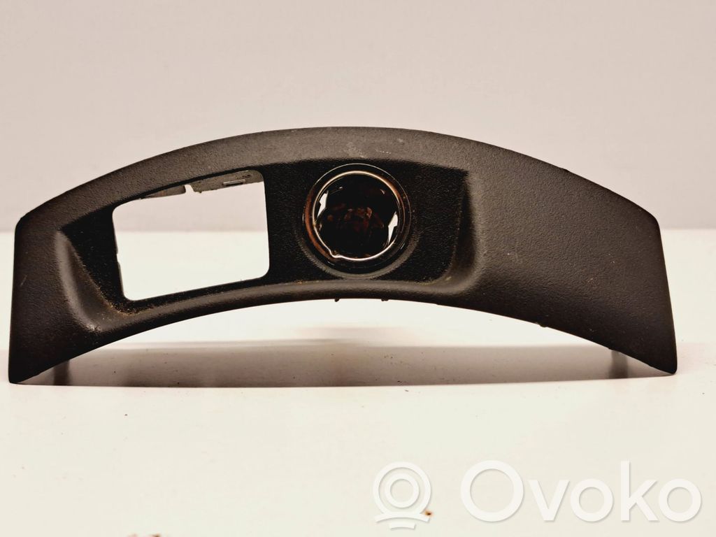 Volvo V50 Kita panelės detalė 
