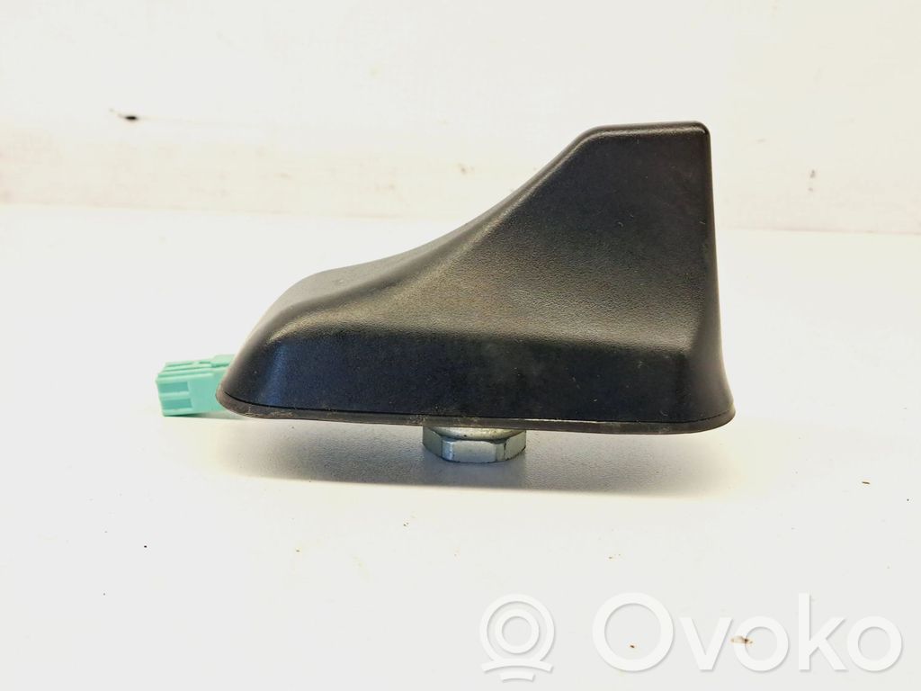 Antena (GPS antena)