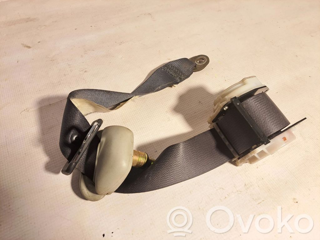 Mitsubishi Pajero Cinturón trasero 