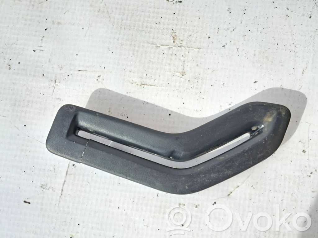 Seat belt trim   8665744