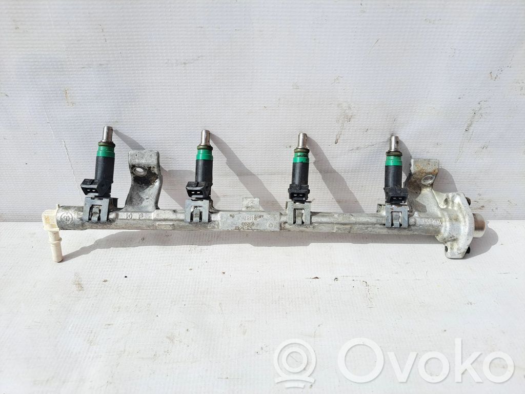 Volvo V50 Fuel injectors set 