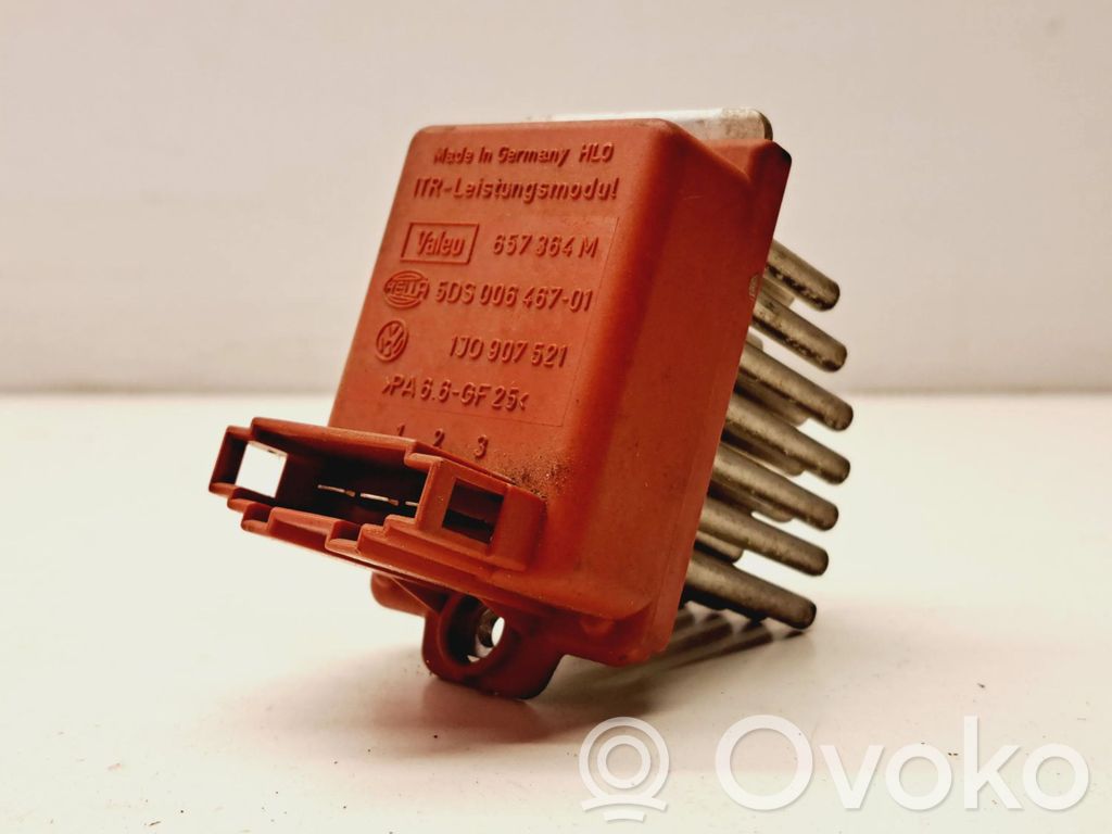 Volkswagen PASSAT B7 Resistencia motor/ventilador de la calefacción 