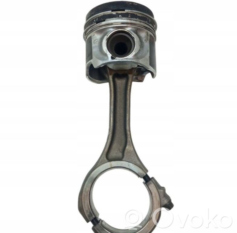 Audi A4 S4 B8 8K Pistone con biella 