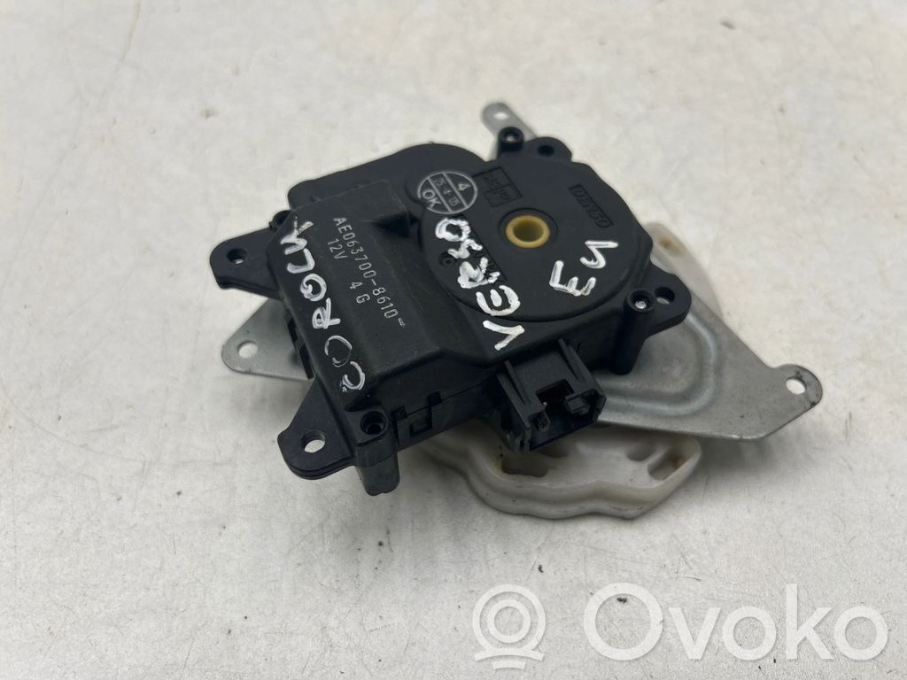 Toyota Corolla E120 E130 Motor/actuator clapetă aer 