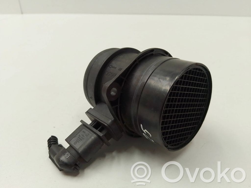 Volkswagen PASSAT B6 Debitmetru aer 