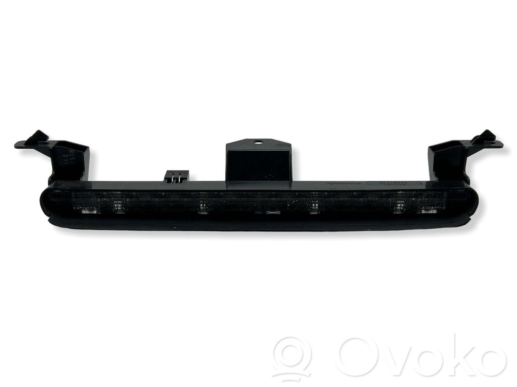 Volvo V70 Third/center stoplight 