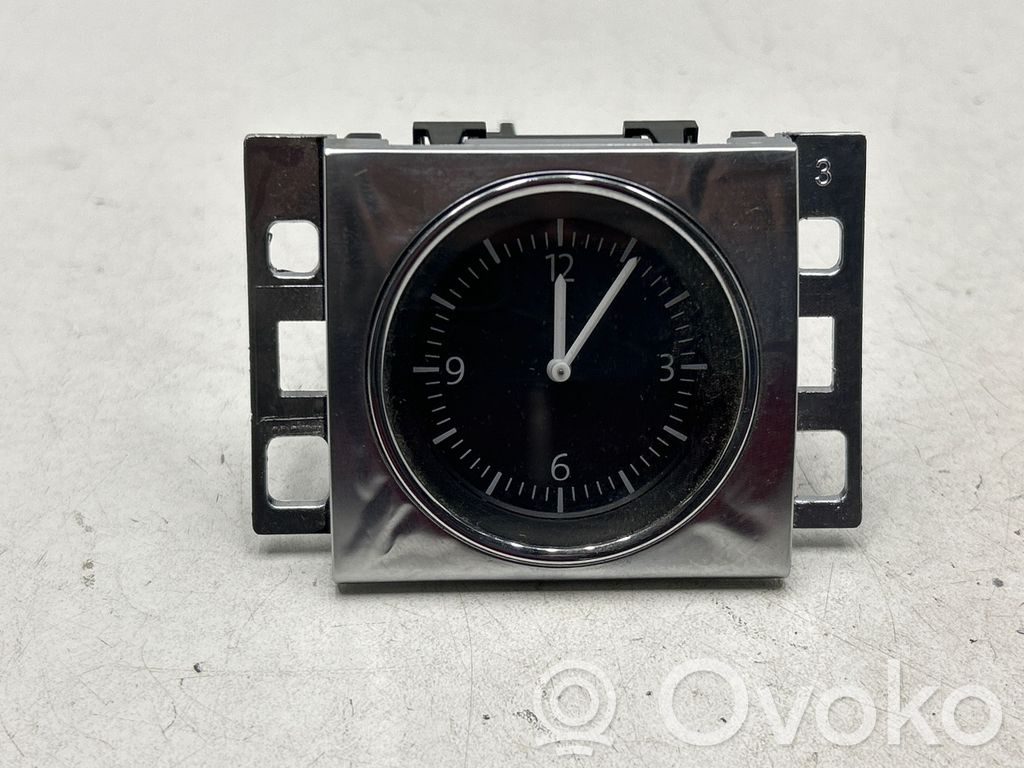 Volkswagen PASSAT B7 Clock 