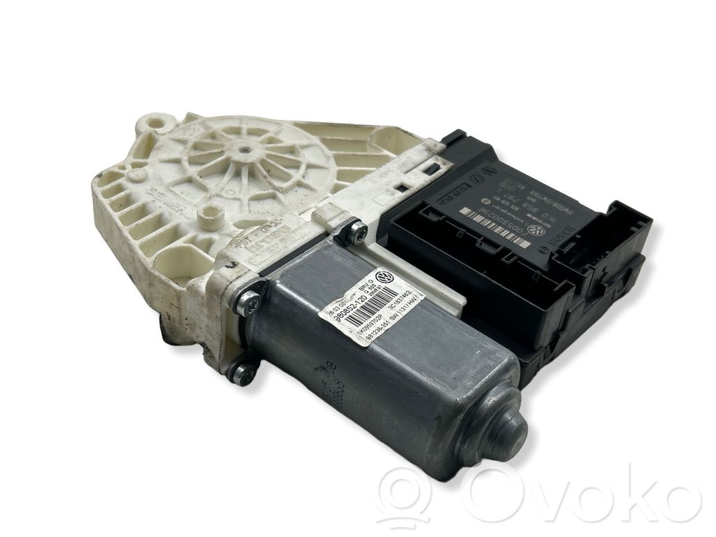 Volkswagen PASSAT B6 Silnik regulatora szyby drzwi przednich 