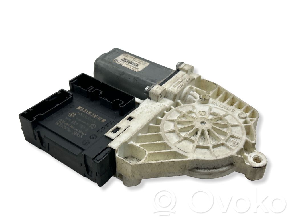 Volkswagen PASSAT B6 Silnik regulatora szyby drzwi przednich 