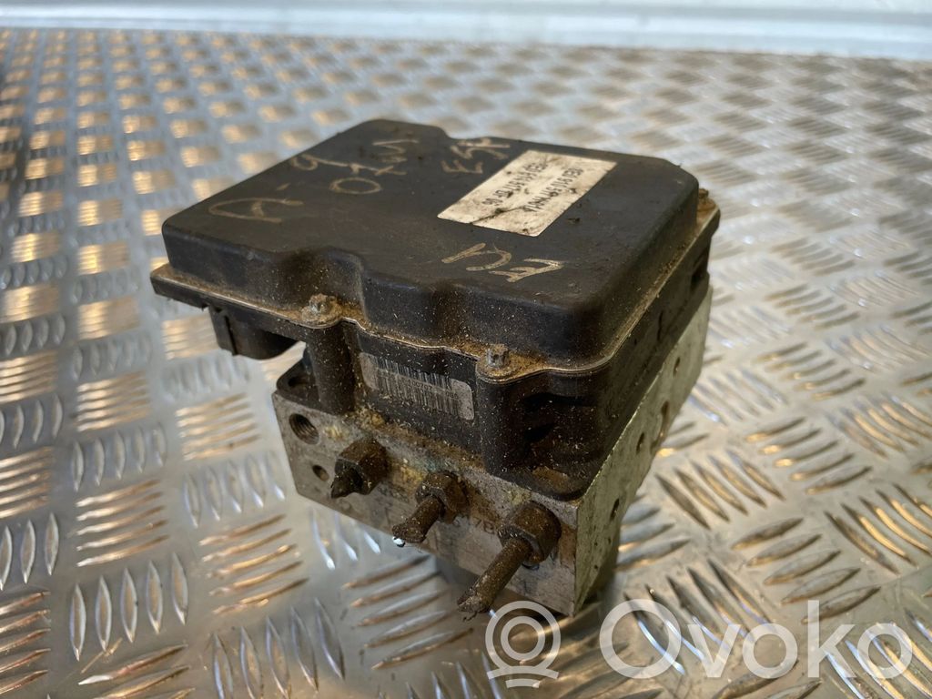 Audi A4 S4 B7 8E 8H ABS bloks 