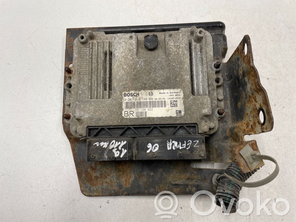 Opel Zafira B Engine control unit/module 