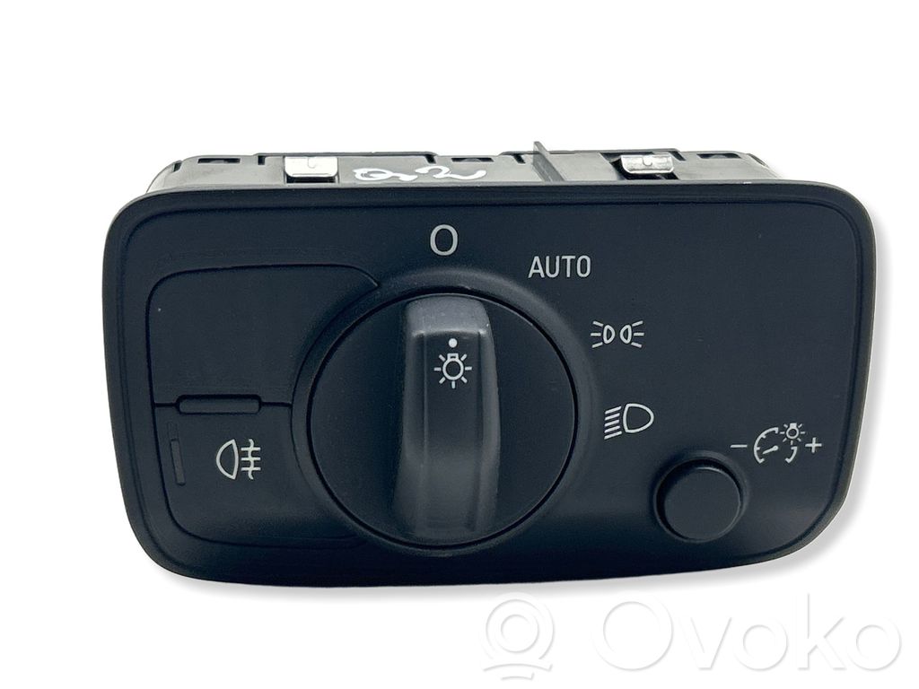 Light switch   8V0941531BM,0102230384,17043478