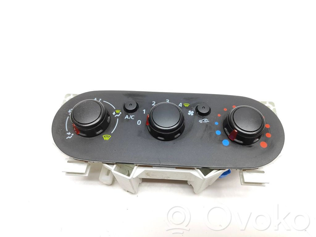 Renault Trafic III (X82) Climate control unit 