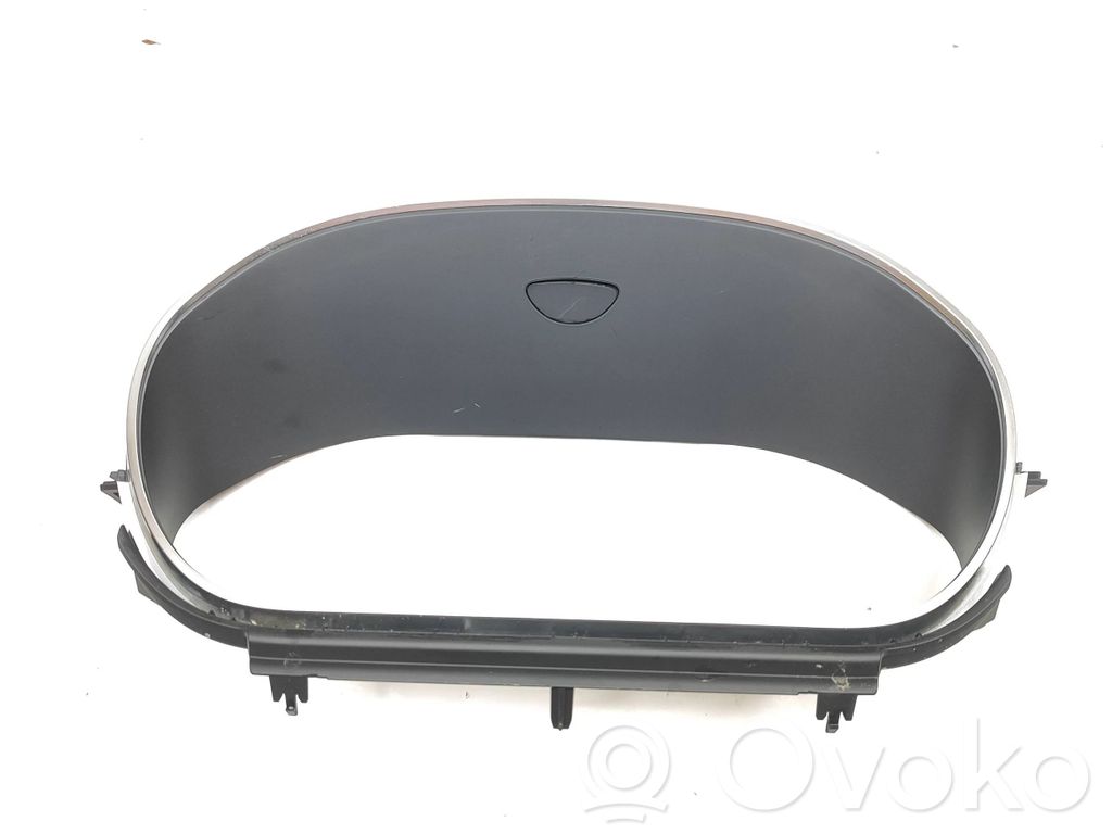 Dashboard trim   J9C3045F65C,L0275908A