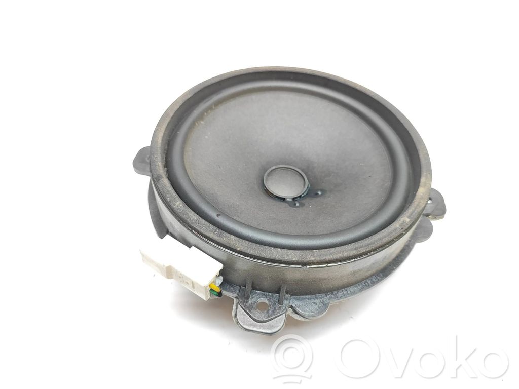 Opel Antara Etuoven kaiutin 