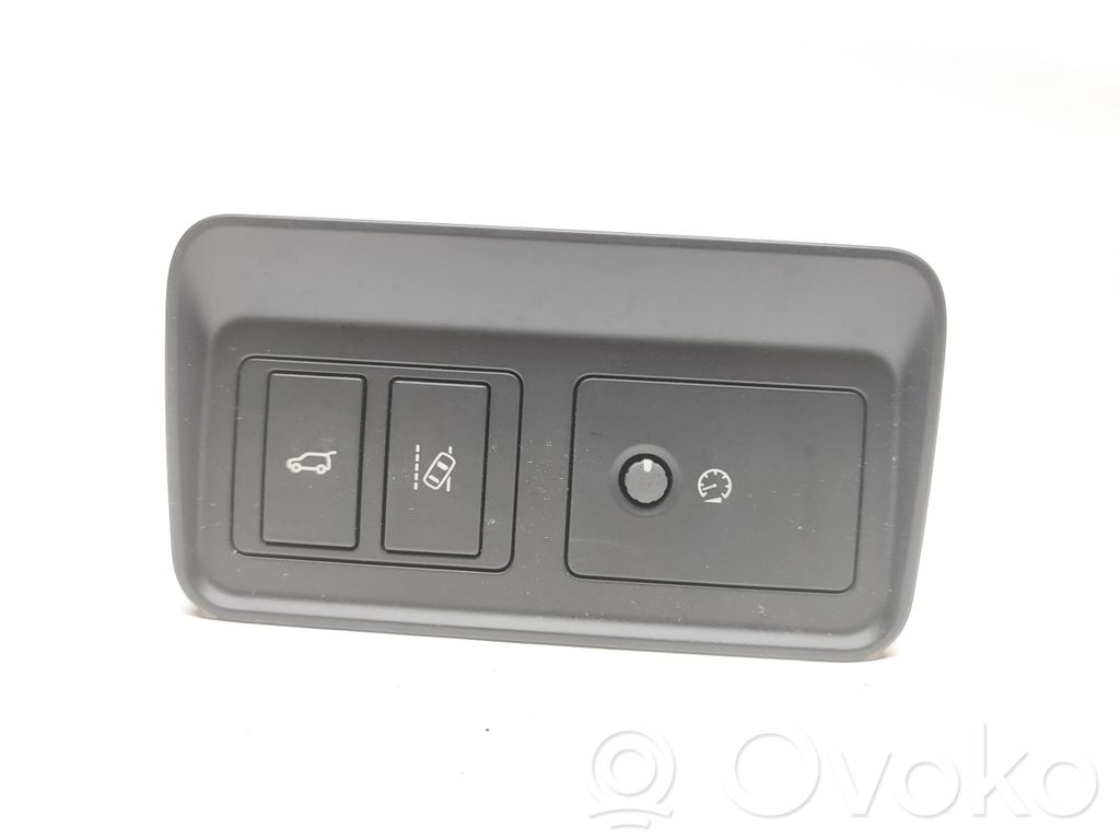 Jaguar E-Pace A set of switches 
