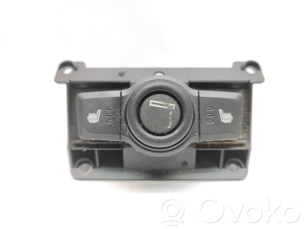 Renault Espace V (RFC) Seat heating switch 