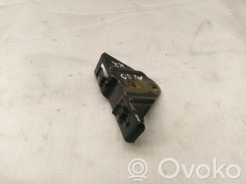 Toyota Avensis T250 Support phare frontale