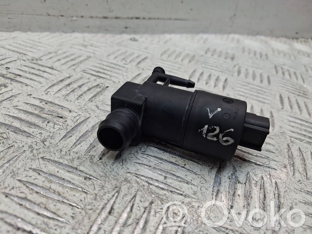Toyota Verso Windscreen/windshield washer pump 