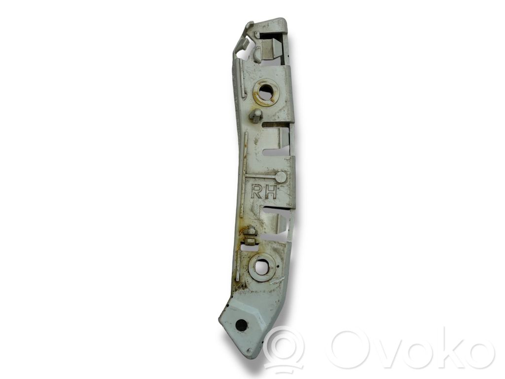 Ford Focus Front bumper mounting bracket 