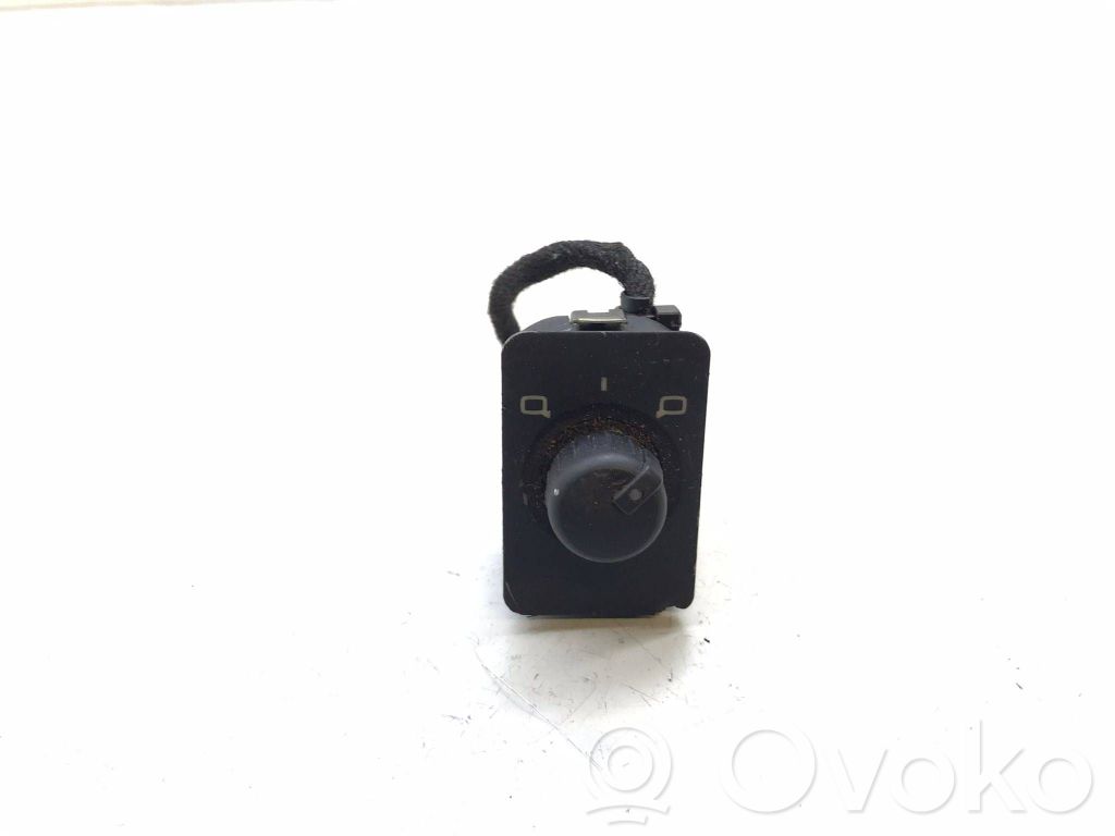 Audi A6 S6 C5 4B Wing mirror switch 