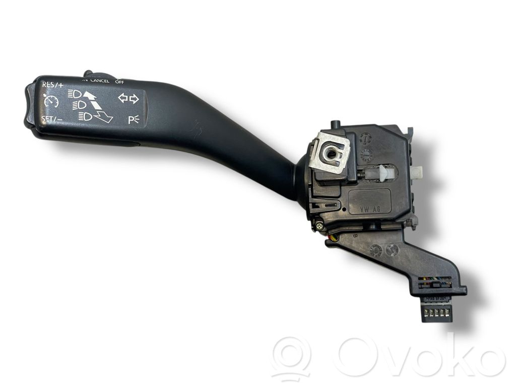 Volkswagen Touran I Indicator stalk 