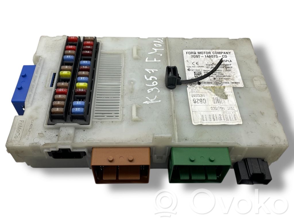 Ford Mondeo MK IV Fuse module 