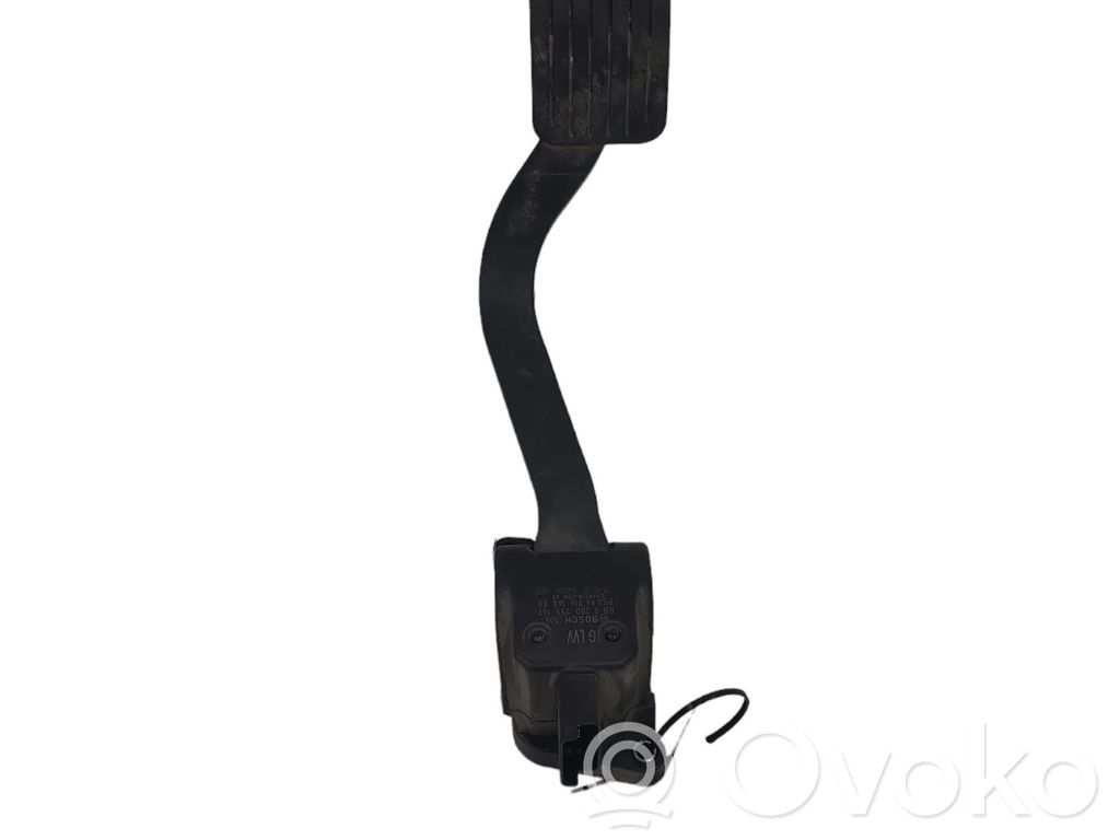 Peugeot 5008 Accelerator throttle pedal 