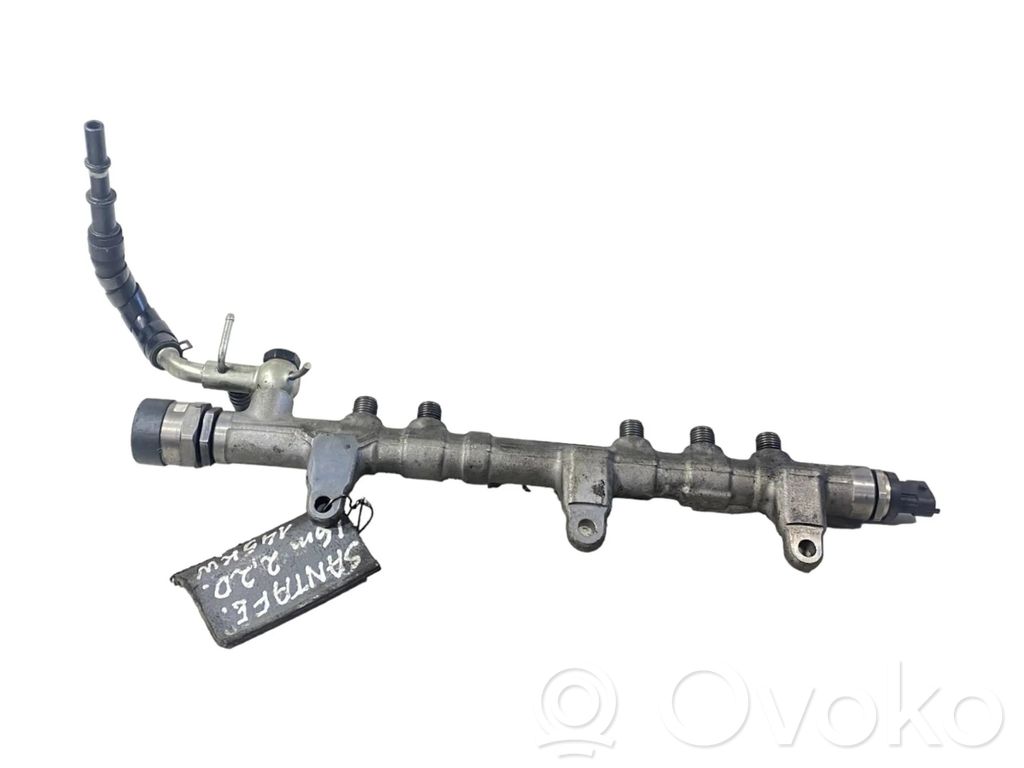 Hyundai Santa Fe Fuel main line pipe 