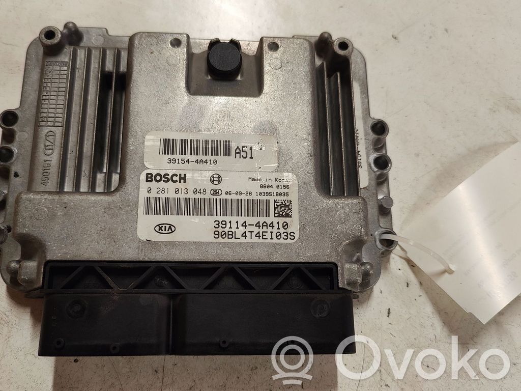 KIA Sorento Engine control unit/module 