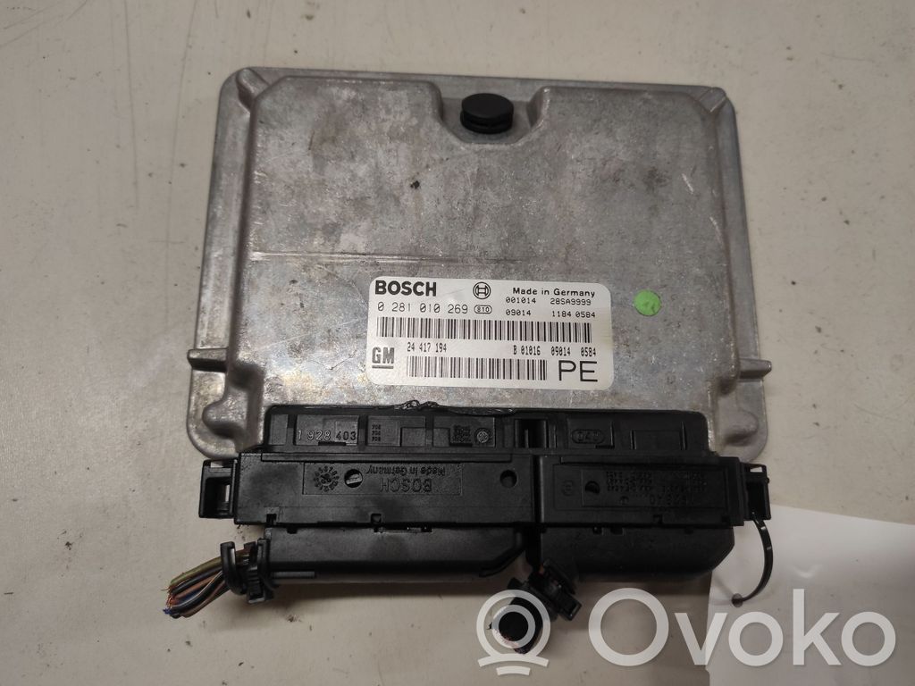 Toyota Avensis T250 Engine control unit/module 