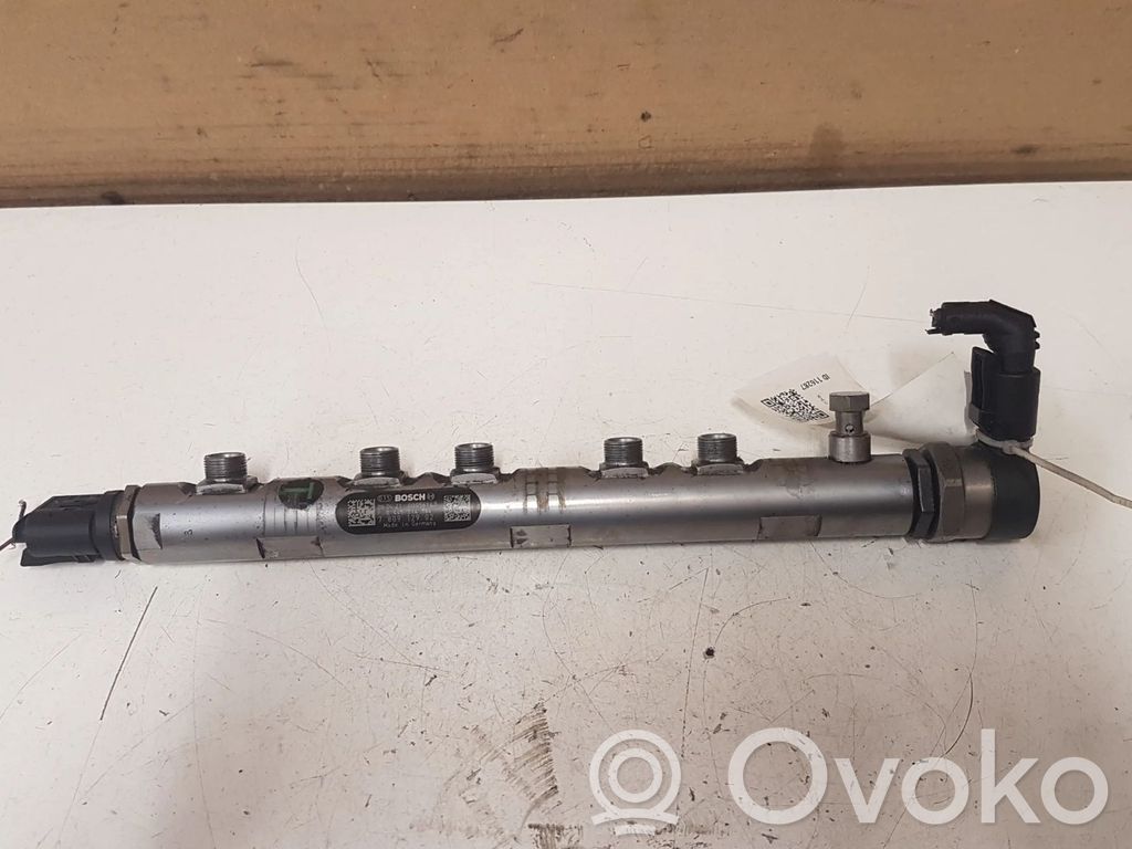 BMW 1 E81 E87 Fuel main line pipe 