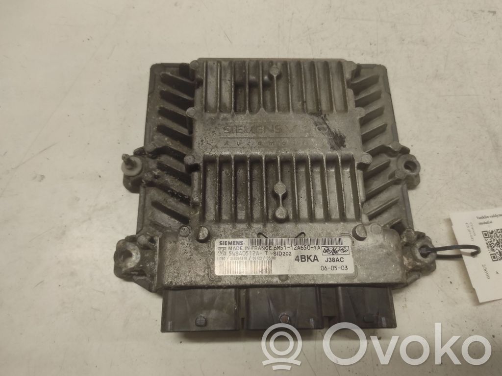 Ford Focus Variklio valdymo blokas 
