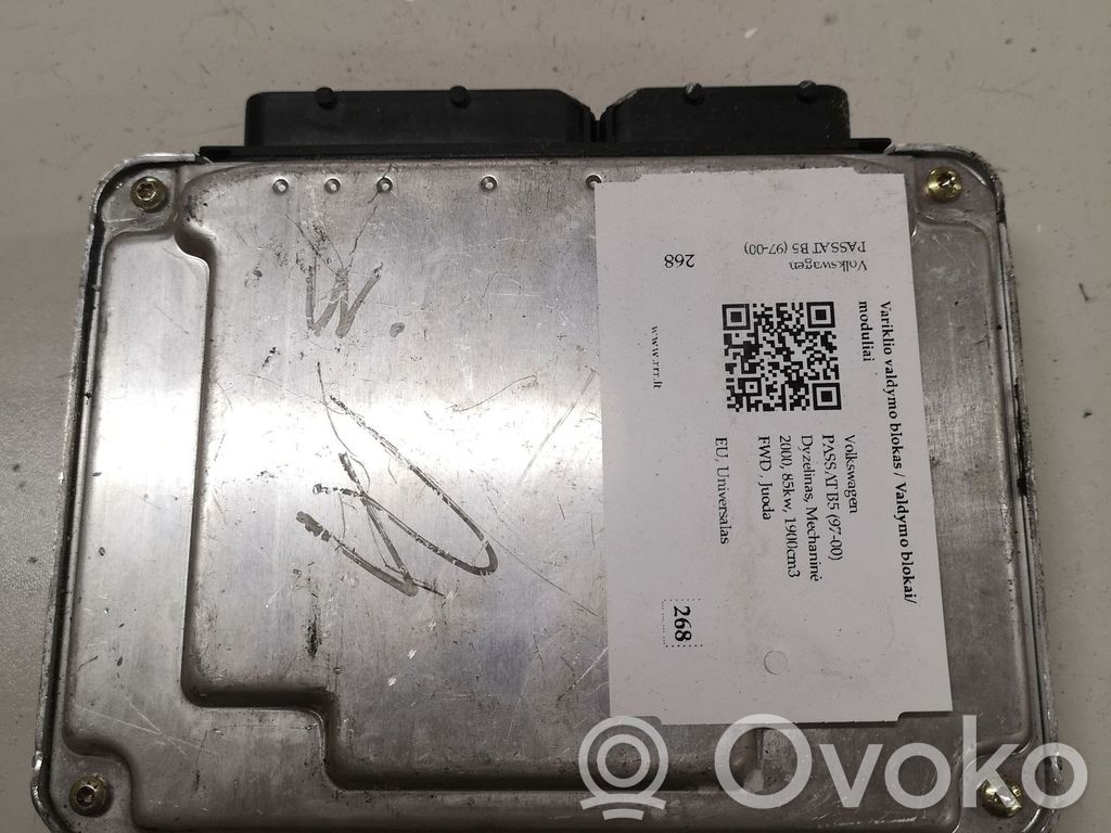 Volkswagen PASSAT B5 Engine control unit/module 