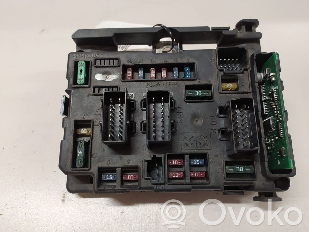 Citroen C5 Fuse module 