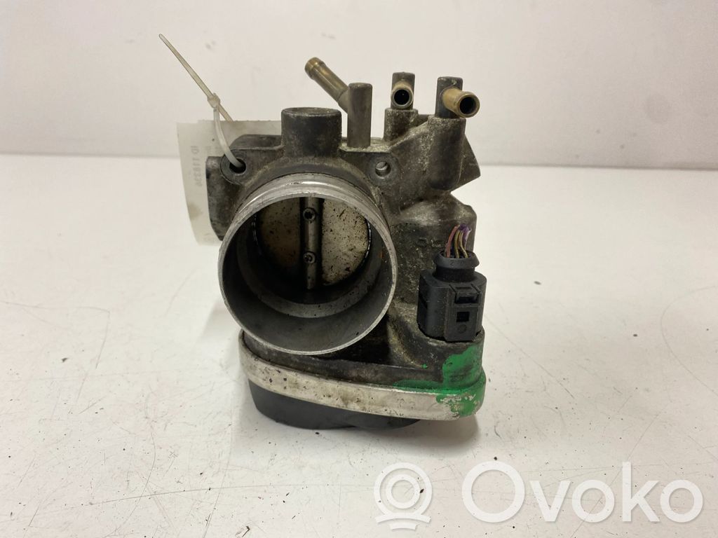 Volkswagen PASSAT B6 Droselinė sklendė 