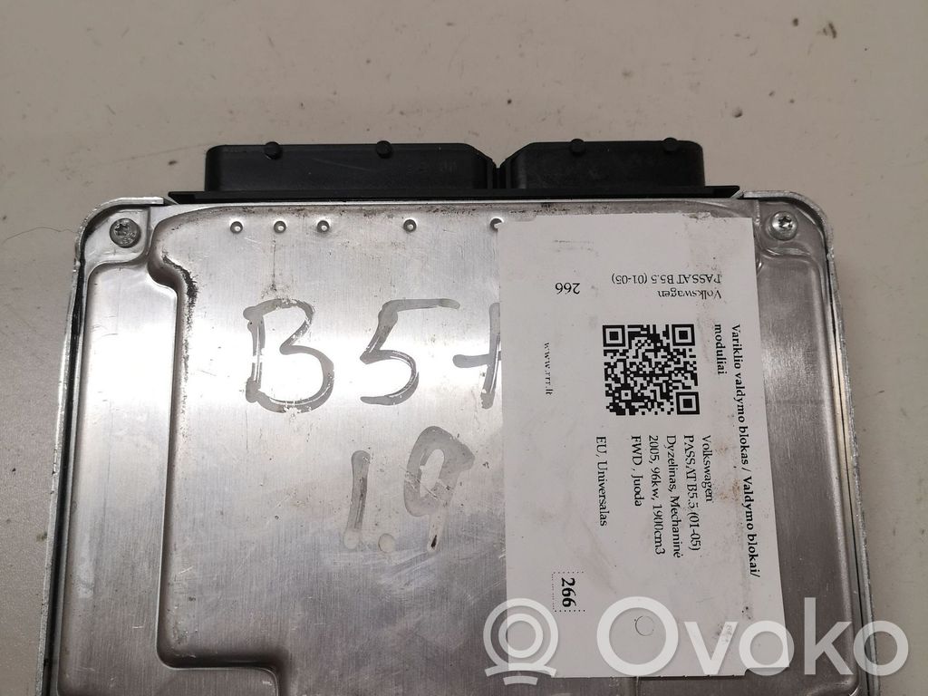 Volkswagen PASSAT B5.5 Engine control unit/module 