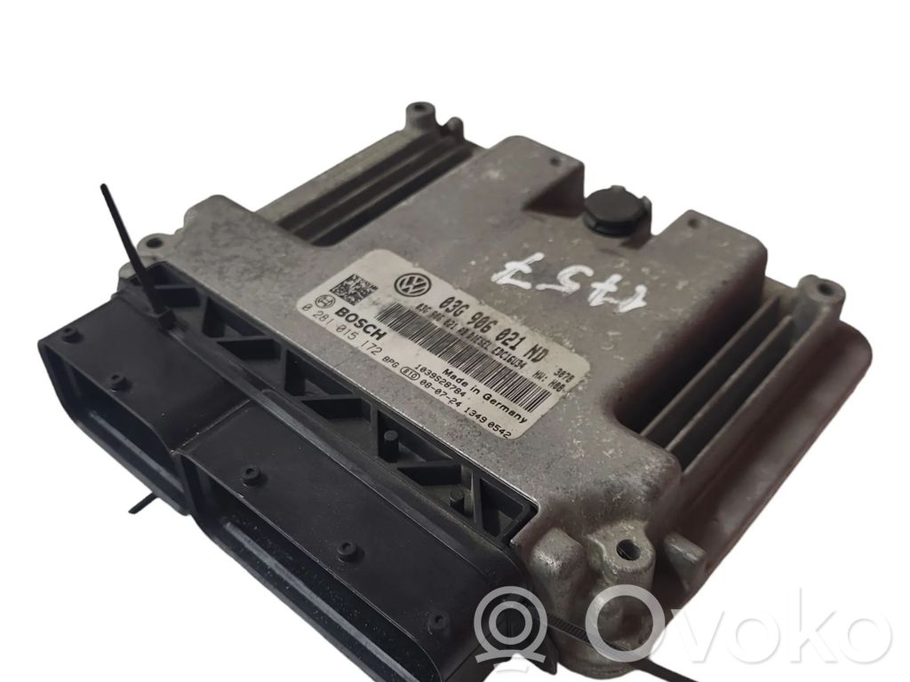Volkswagen Touran I Engine control unit/module 