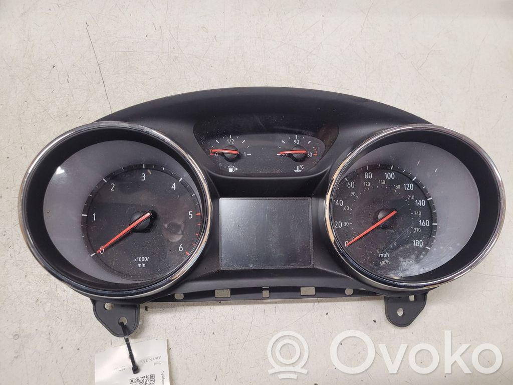 Opel Astra K Licznik / Prędkościomierz 