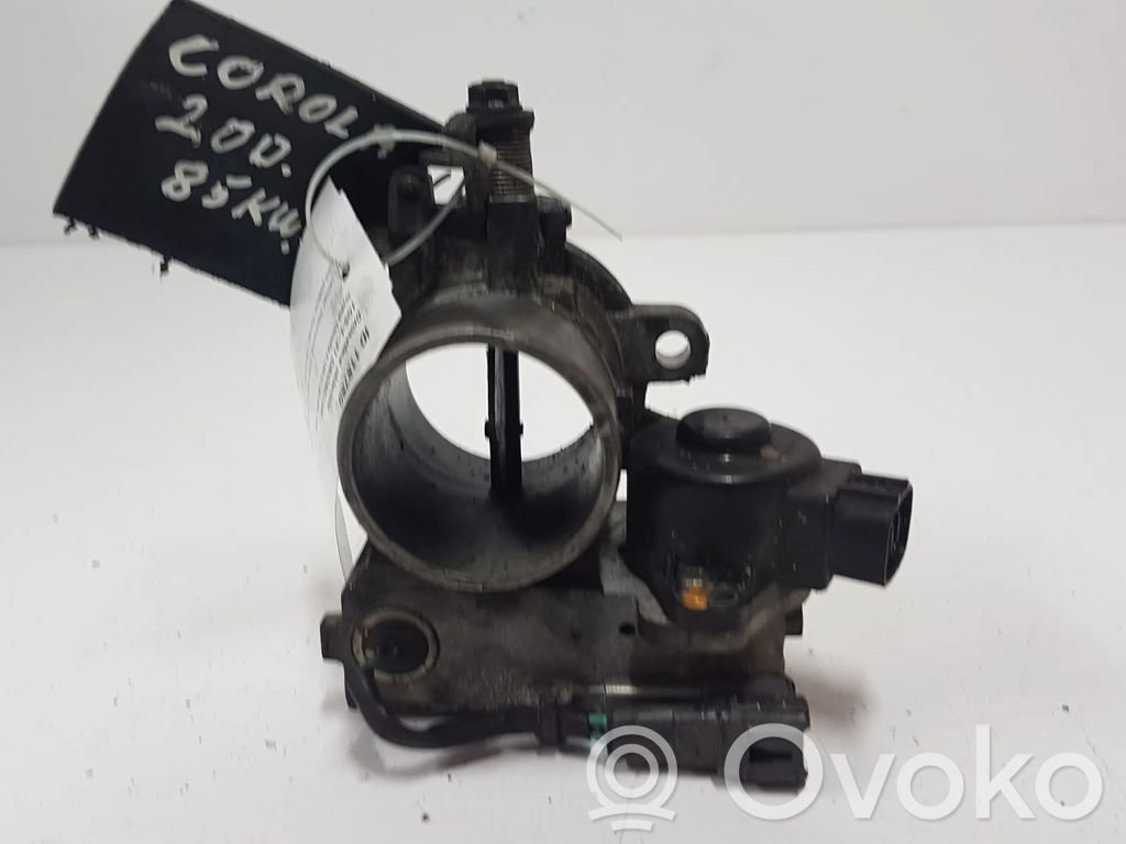 Toyota Corolla E120 E130 Droseļvārsts 