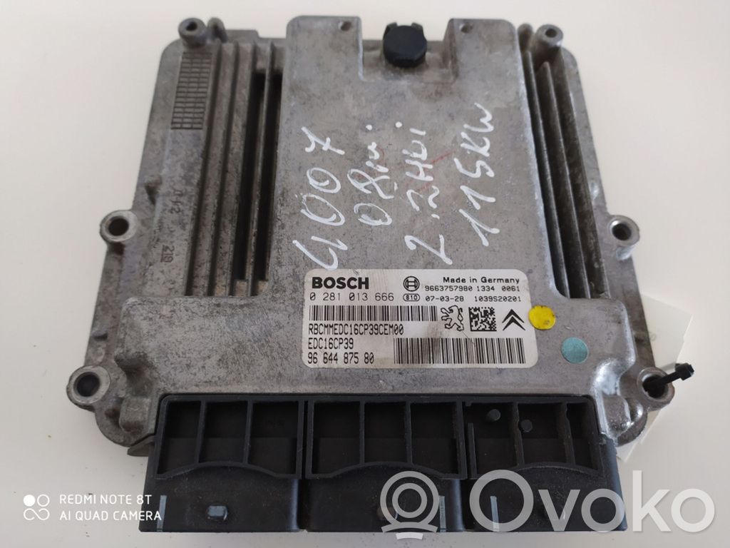 Peugeot 4007 Engine control unit/module 