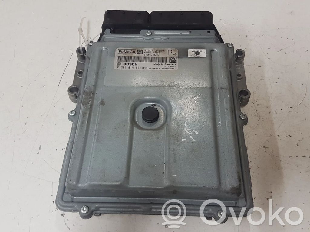Jaguar XF X250 Engine control unit/module 