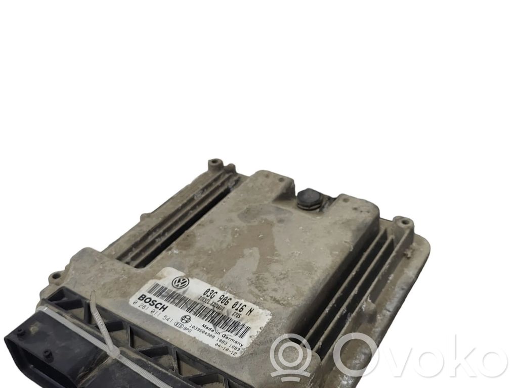 Volkswagen Caddy Engine control unit/module 